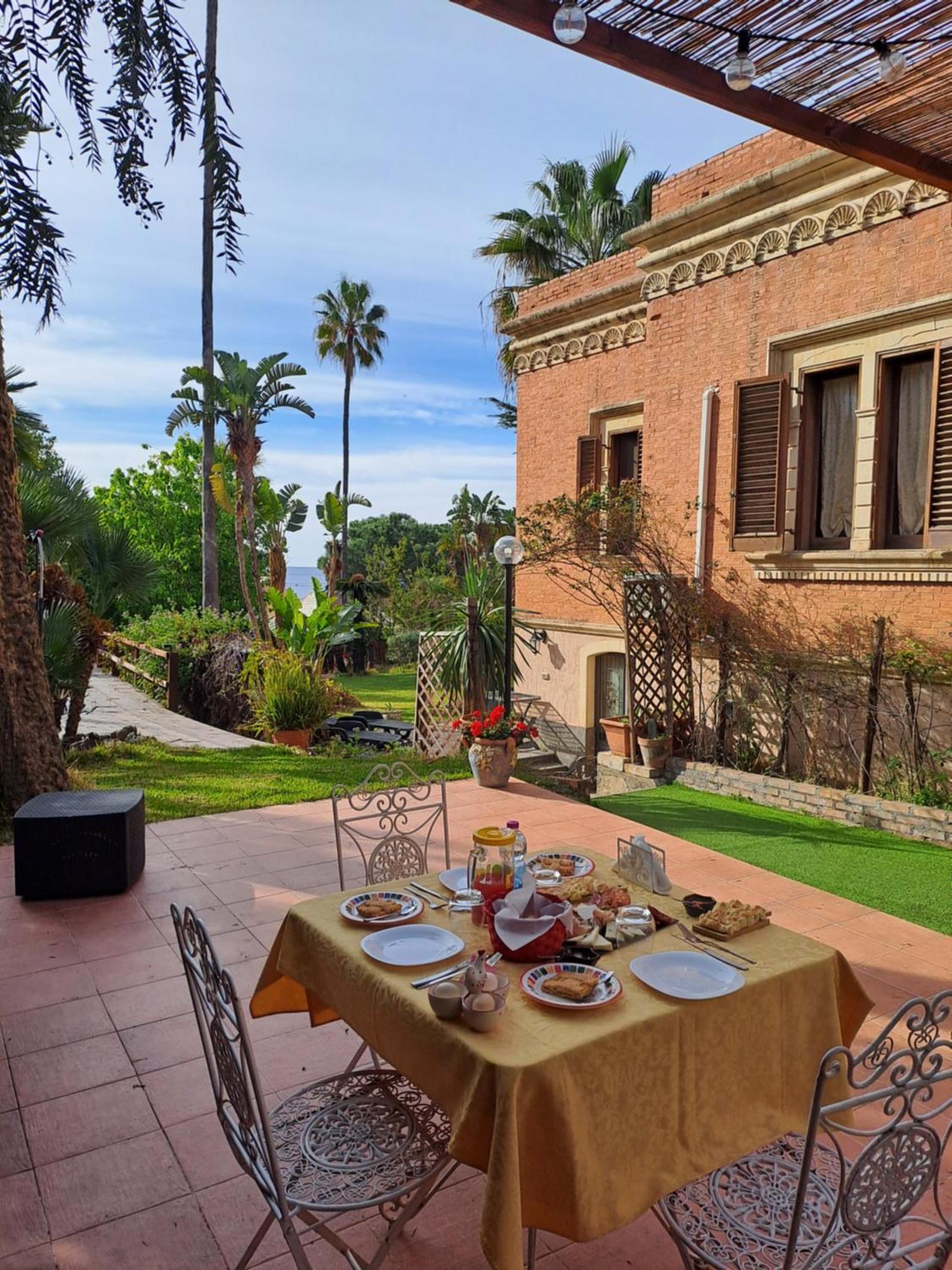 Villa Dei Marchesi Carrozza Santa Teresa Di Riva Pokój zdjęcie